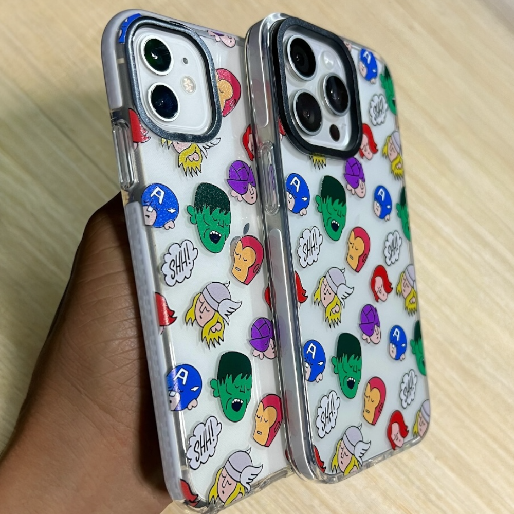 Estuche - Avengers Mini Caritas Blanco iPhone 16 Pro Max