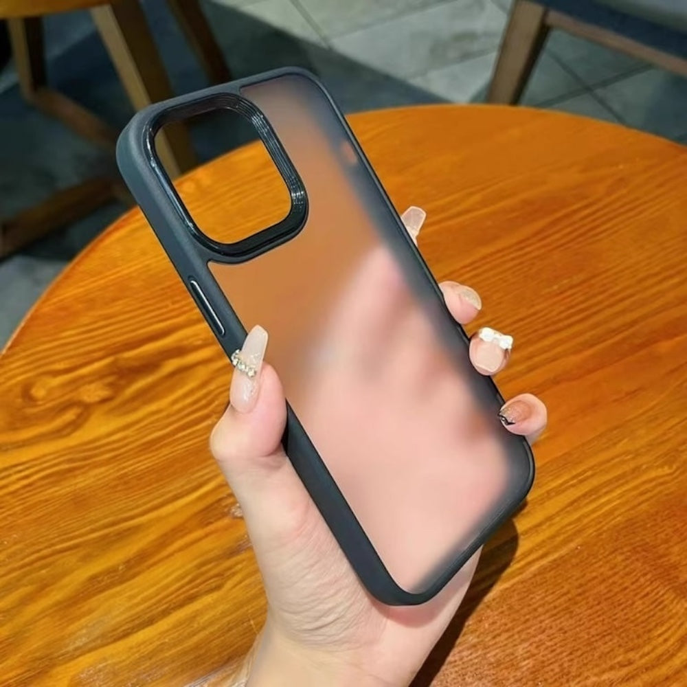 Estuche - Ahumado con orilla negra para iPhone 12 normal