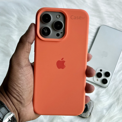 Estuche – Silicona Suave Naranja ligth para iPhone 12 normal