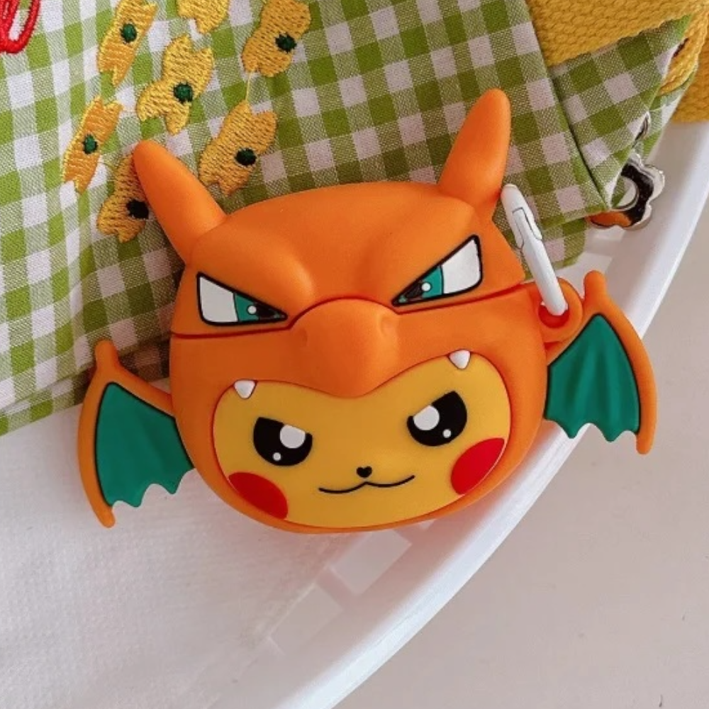 Estuche - Pokemon Pikachu con casco de Charmander para AirPods Pro 1 y 2