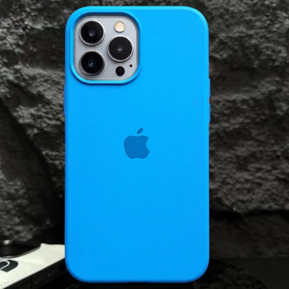 Estuche – Silicona Suave celeste para iPhone 13 Pro Max