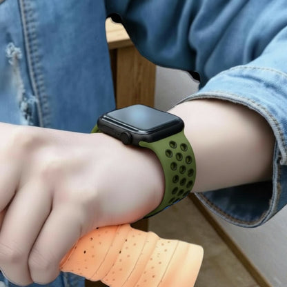 Pulsera - Deportiva Nike  verde olivo con agujeros negros para Apple Watch