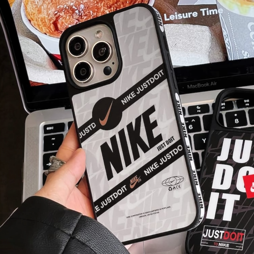 Estuche - Nike para iPhone 13 normal