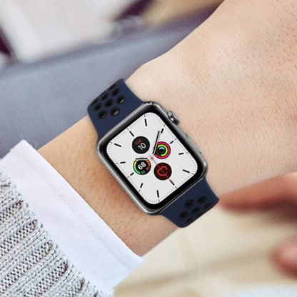 Pulsera - Deportiva Nike Azul marino   con agujeros negros para Apple Watch