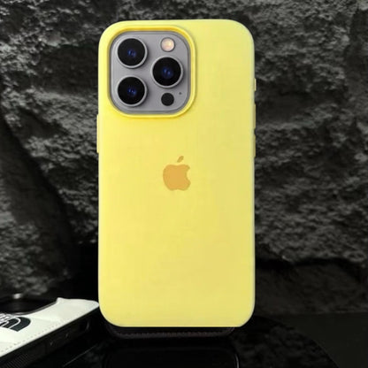 Estuche – Silicona Suave amarillo pálido para iPhone 14 Pro