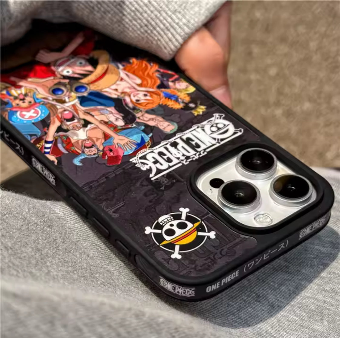 Estuche - One Piece Anime Luffy Crew para iPhone 13 normal