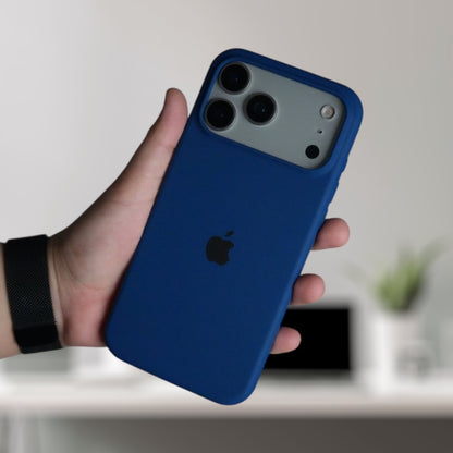 Estuche – Silicona Suave Azul Marino para iPhone 17 Pro Max