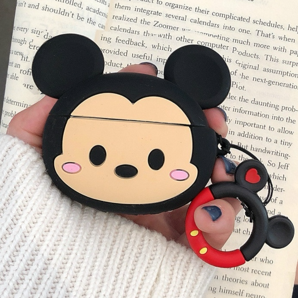 Estuche – Mickey Tsum Tsum Clásico para AirPods 4